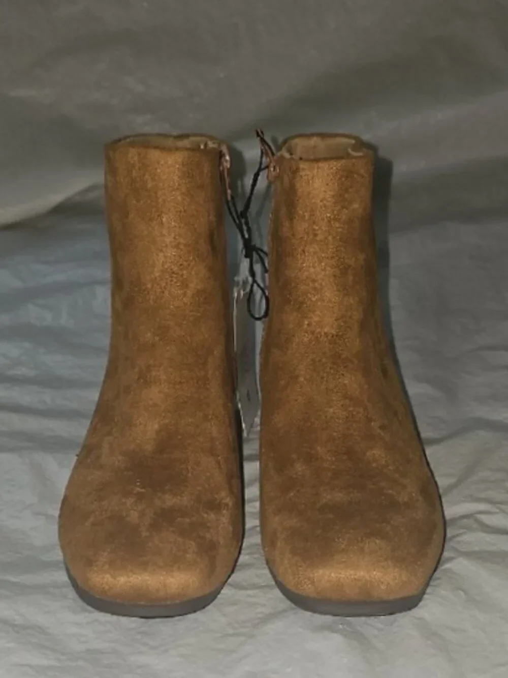 Time and Tru Women's Size 6 Zippered Ankle Boots Cognac New